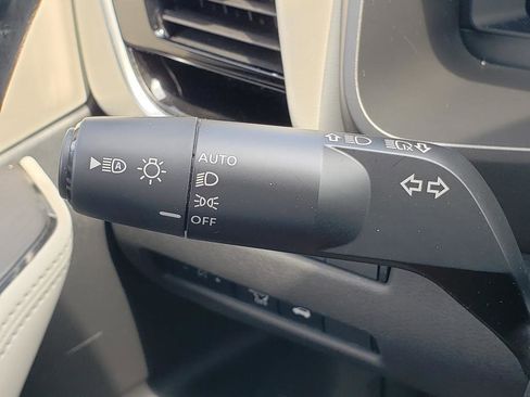 Certified 2024 Nissan Rogue SL w/ SL Premium Package image 39