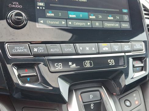 Used 2023 Honda Odyssey Sport image 14
