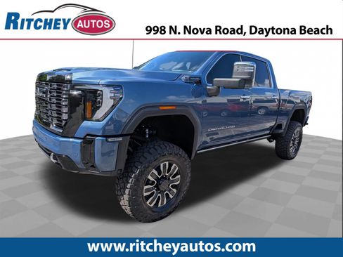 Used 2026 GMC Sierra 2500 Denali Ultimate w/ Max Trailering Package AWD/4WD image 1