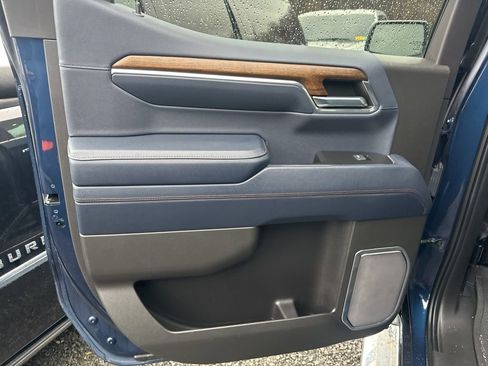 Used 2023 Chevrolet Silverado 1500 High Country w/ High Country Premium Package image 15