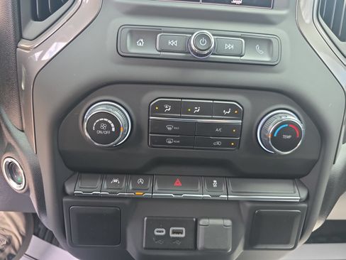 Used 2026 Chevrolet Silverado 1500 W/T w/ WT Value Package AWD/4WD image 21