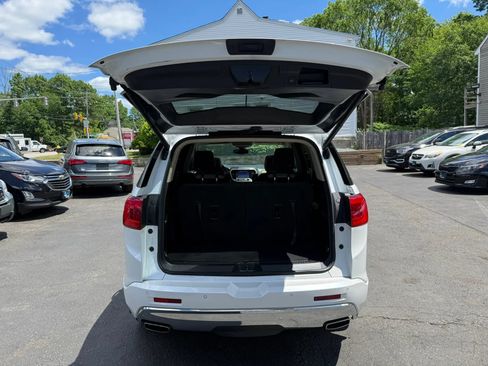 Used 2018 GMC Acadia Denali w/ Technology Package AWD/4WD image 24