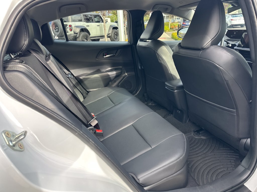 Certified 2026 Toyota Prius FWD image 15