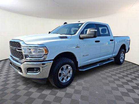 Used 2024 RAM 2500 Big Horn AWD/4WD image 3