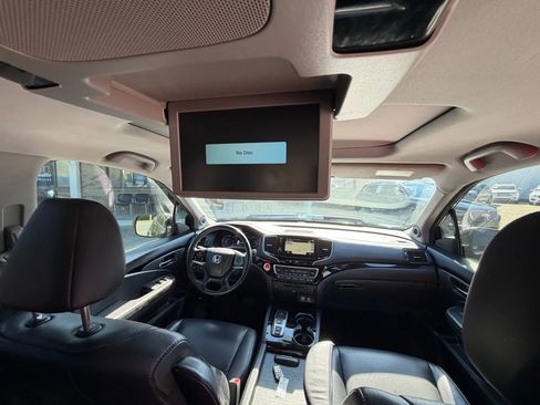 Used 2019 Honda Pilot Touring image 29