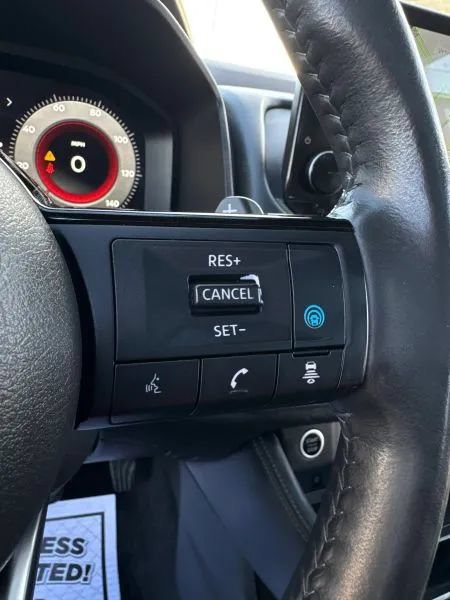 Used 2021 Nissan Rogue Platinum FWD image 29
