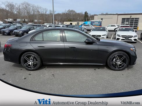 Used 2026 Mercedes-Benz E 350 4MATIC Sedan image 9