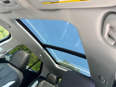 New 2025 Buick Envision Sport Touring image 30