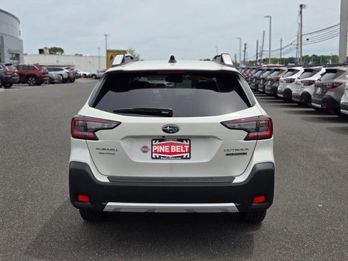 Used 2025 Subaru Outback Touring XT w/ Popular Package #2 image 12