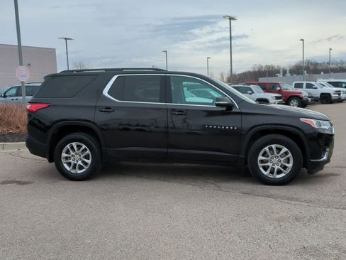 Used 2020 Chevrolet Traverse LT w/ Driver Confidence II Package image 9