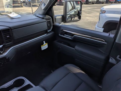 New 2026 Chevrolet Silverado 2500 LT w/ All Star Edition image 18