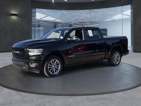 Used 2021 RAM 1500 Laramie AWD/4WD image 2