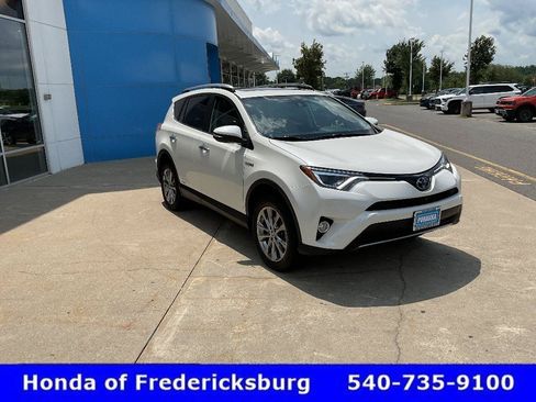 Used 2017 Toyota RAV4 Limited w/ Advanced Technology Package AWD/4WD image 8