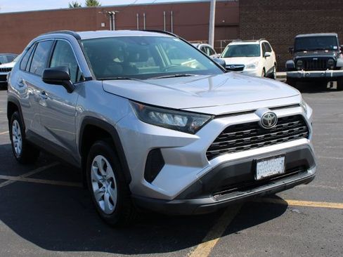 Used 2019 Toyota RAV4 LE w/ All Weather Liner Package AWD/4WD image 4
