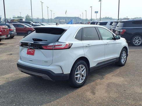 Certified 2024 Ford Edge SEL AWD/4WD image 6