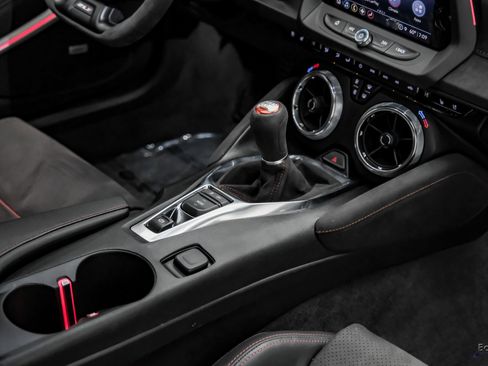Used 2022 Chevrolet Camaro ZL1 image 45