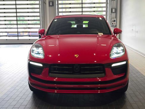 New 2026 Porsche Macan AWD/4WD image 10