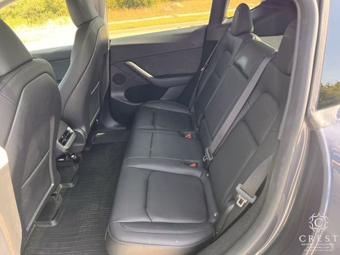 Used 2023 Tesla Model Y Performance AWD/4WD image 29