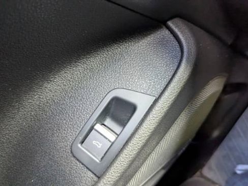 Used 2017 Audi Q7 2.0T Premium Plus w/ Premium Plus Package image 33