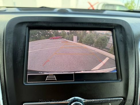 Used 2022 Chevrolet Equinox LS FWD image 18