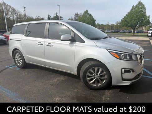 Used 2020 Kia Sedona LX FWD image 3