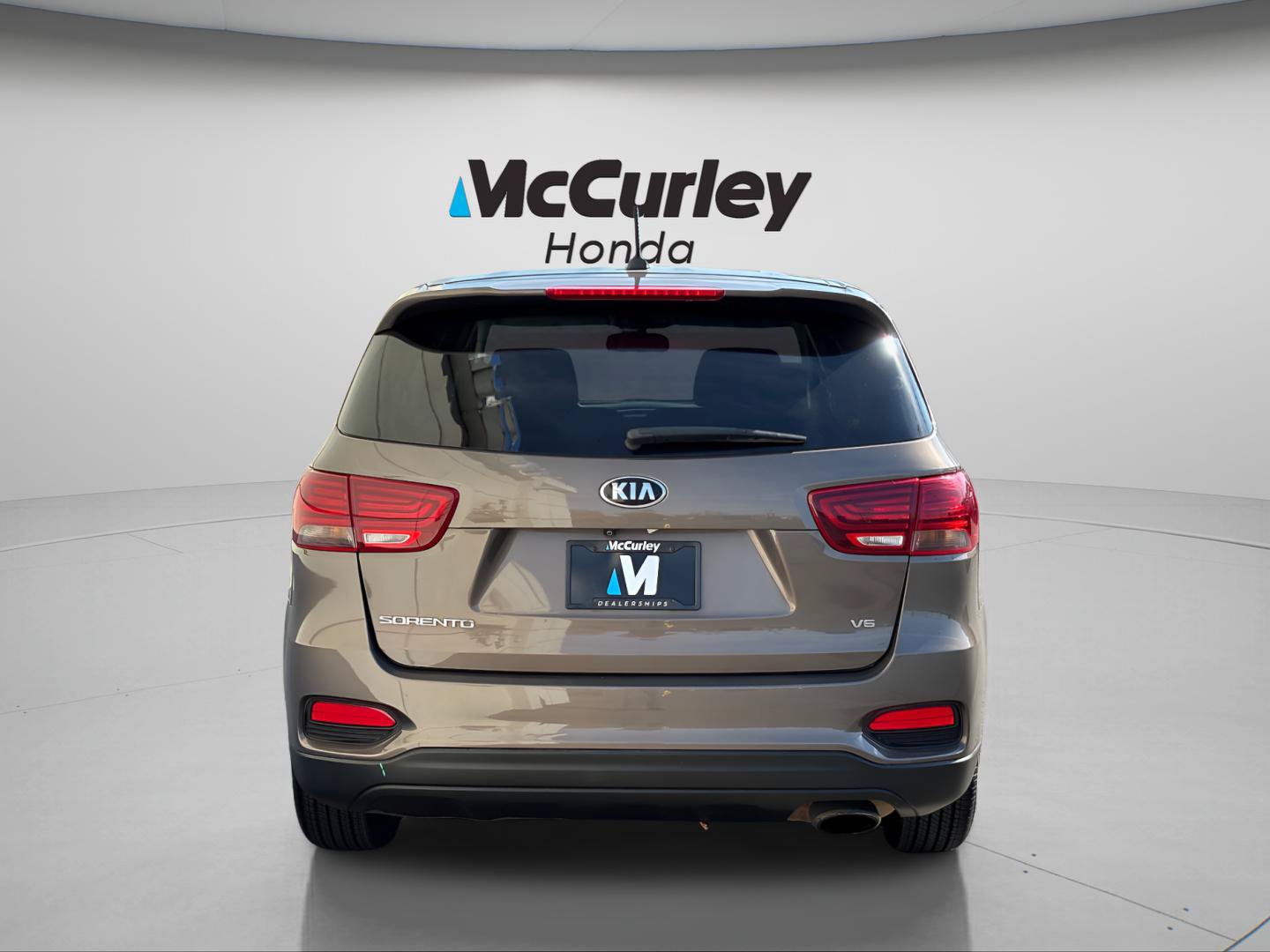 Used 2019 Kia Sorento AWD V6 image 4