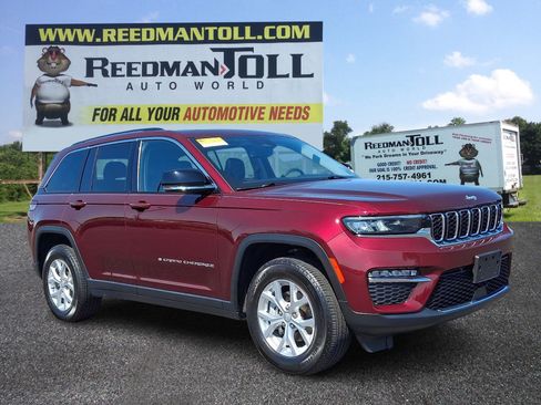 Certified 2024 Jeep Grand Cherokee Limited AWD/4WD image 1
