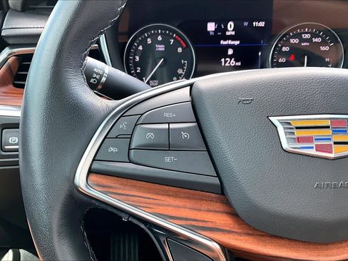 Used 2023 Cadillac XT5 Premium Luxury w/ Technology Package FWD image 23