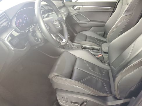 Used 2019 Audi Q3 2.0T Premium Plus image 11