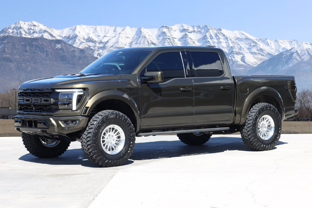 Used 2026 Ford F150 Raptor AWD/4WD image 2