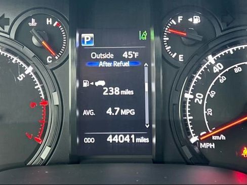 Certified 2024 Toyota 4Runner SR5 Premium w/ Moonroof Package image 19