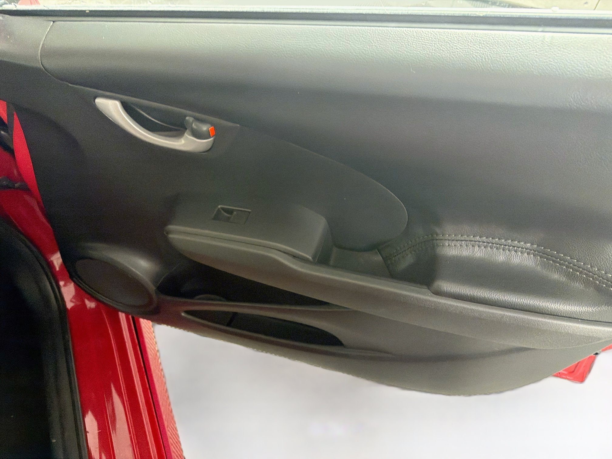 Used 2009 Honda Fit Sport image 28