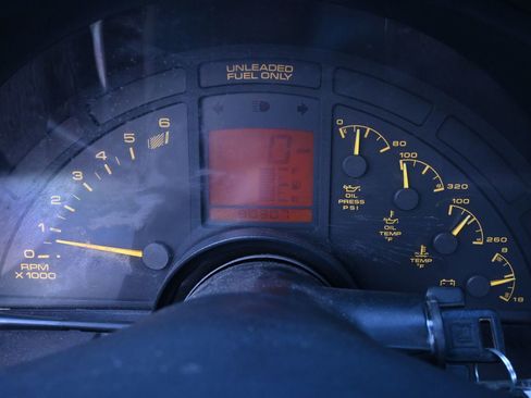 Used 1992 Chevrolet Corvette Convertible RWD image 10