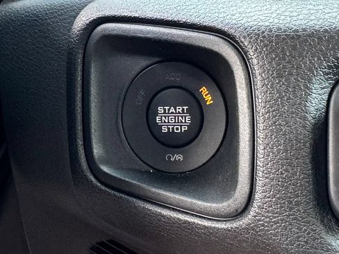 Used 2025 Jeep Wrangler Unlimited Sport AWD/4WD image 25