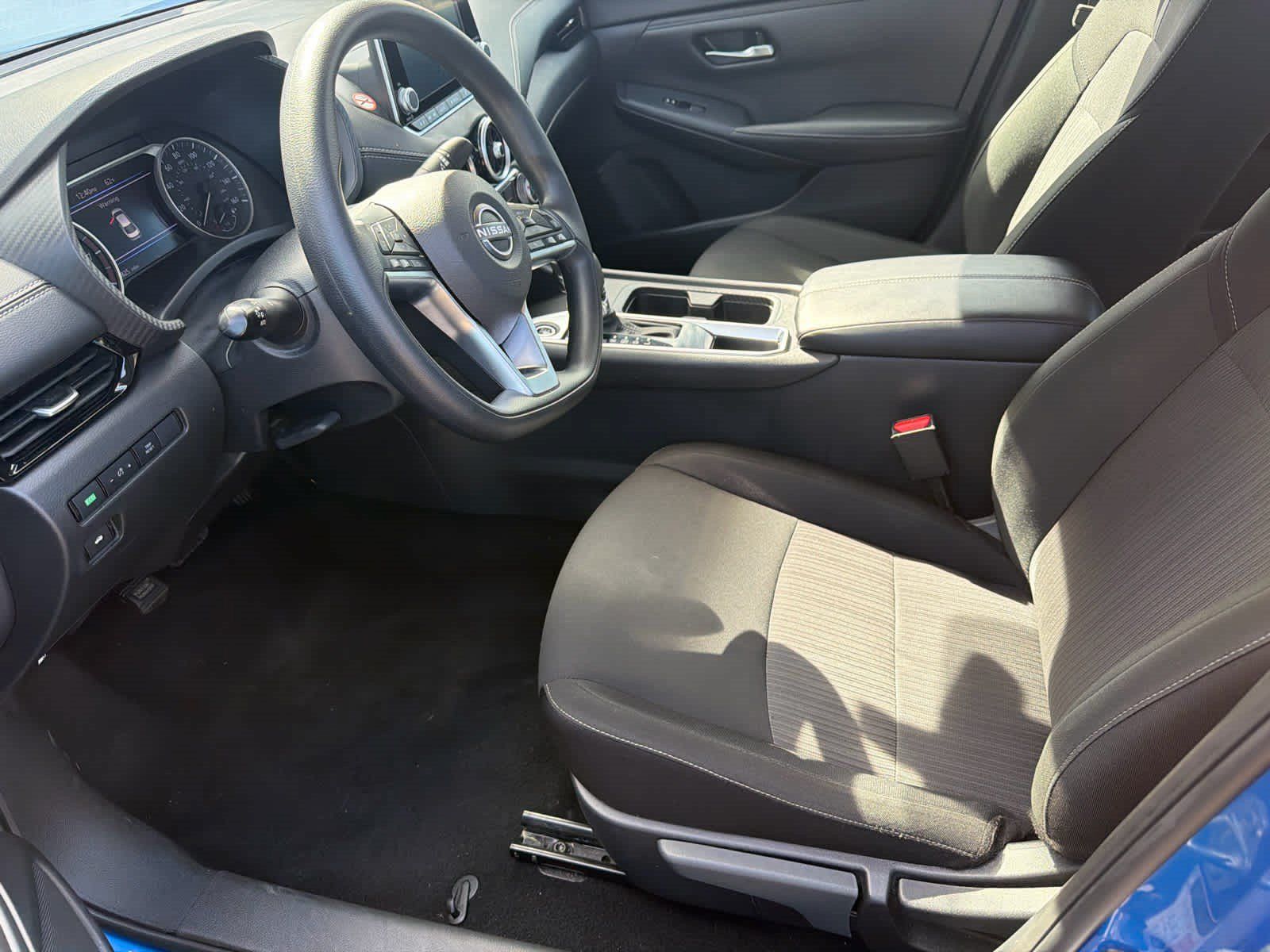 Used 2025 Nissan Sentra SV FWD image 11