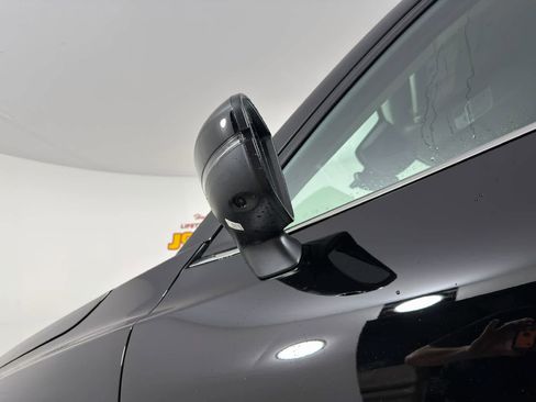 New 2026 Nissan Pathfinder SL image 13