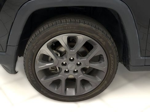 Used 2021 Jeep Compass Latitude AWD/4WD image 10