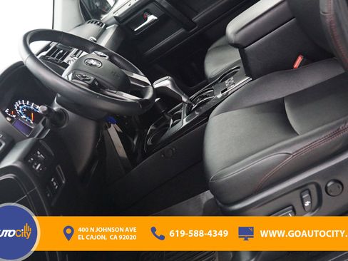 Used 2019 Toyota 4Runner TRD Off-Road Premium AWD/4WD image 9
