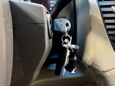 Used 2019 GMC Yukon SLT AWD/4WD image 21