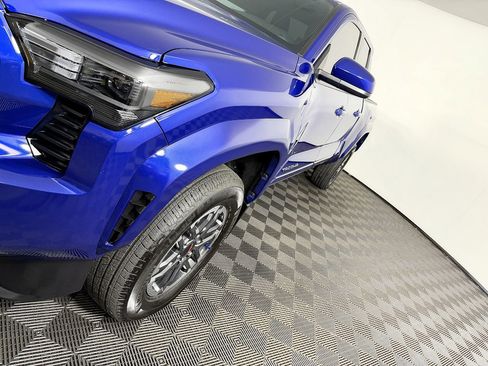 Used 2024 Toyota Tacoma TRD Sport AWD/4WD image 24