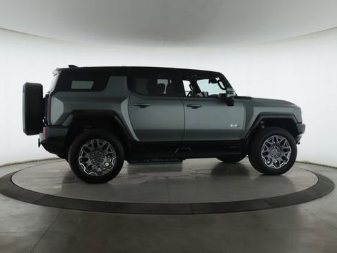 Used 2024 GMC Hummer EV 3X w/ LPO, Cargo Utility Package AWD/4WD image 6