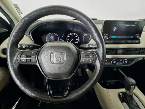 Used 2024 Honda HR-V LX image 11