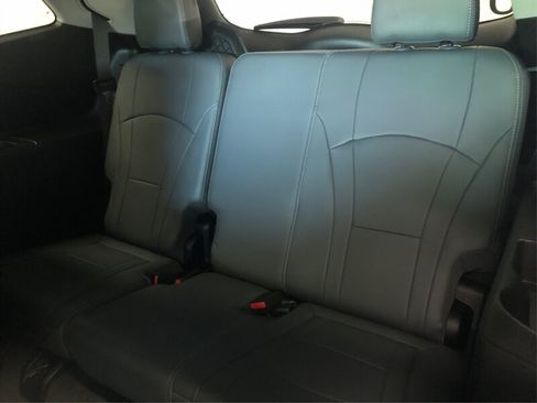 Used 2020 Buick Enclave Essence FWD image 26