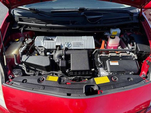 Used 2013 Toyota Prius image 30