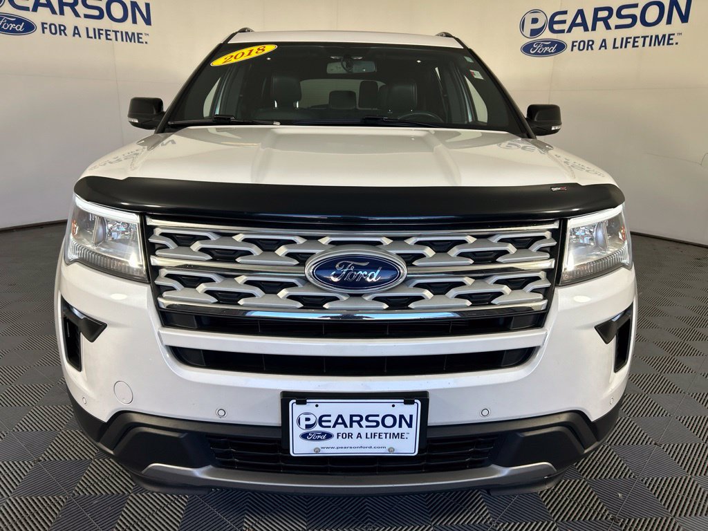 Used 2018 Ford Explorer XLT w/ Equipment Group 202A AWD/4WD image 2