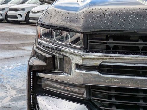 Used 2020 Chevrolet Silverado 1500 LT image 10