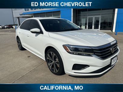 Used 2021 Volkswagen Passat 2.0T SE
