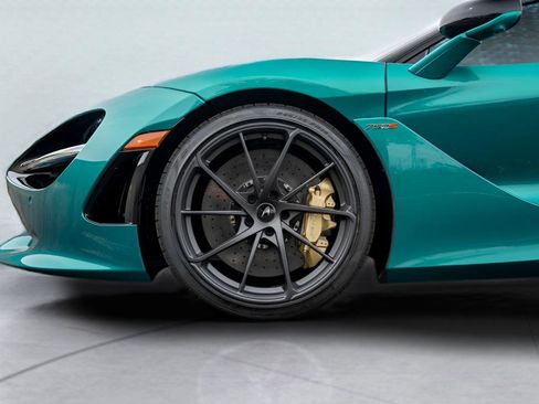 New 2027 McLaren 750S Spider RWD image 21