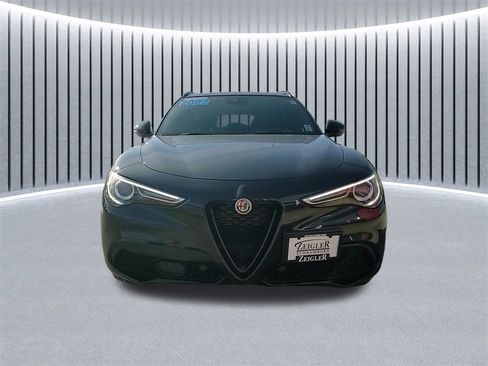 Used 2023 Alfa Romeo Stelvio Veloce image 8
