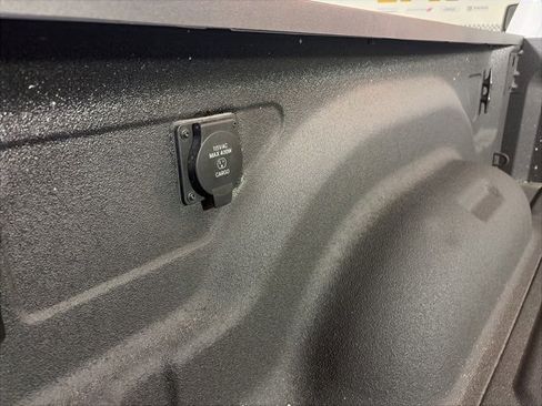 Used 2025 RAM 2500 Tradesman w/ Chrome Appearance Group image 53